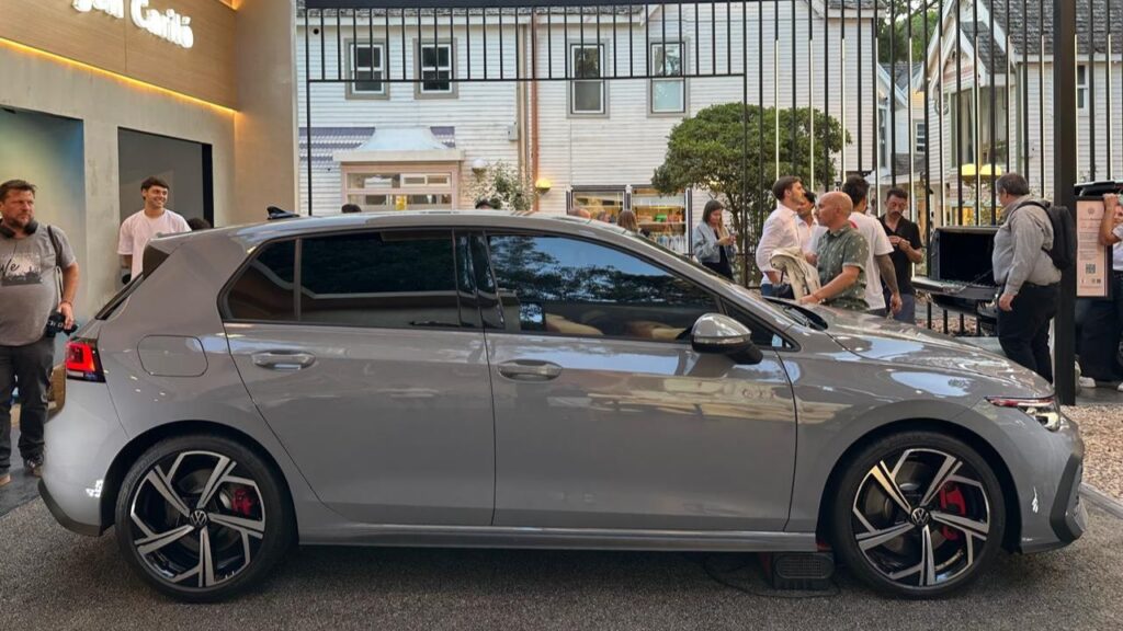 Volkswagen Golf GTI