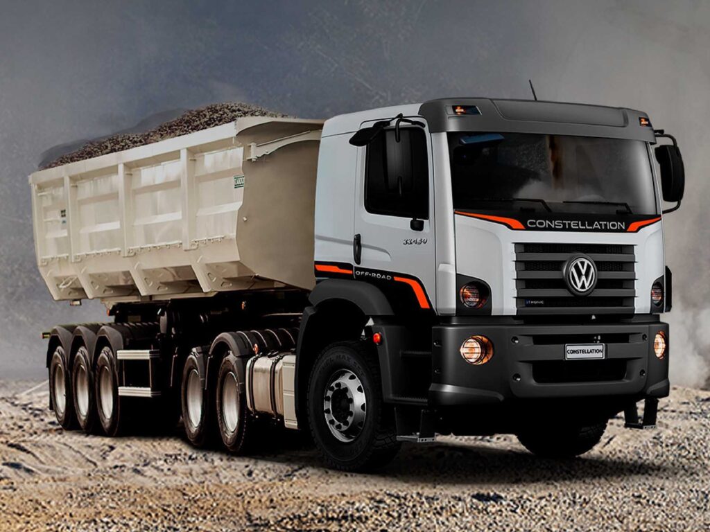 Los Volkswagen Delivery 4x4 y Constellation 33.460 consolidan su liderazgo en el auge minero de Cuyo 1 Volkswagen Constellation 33.460 Mineria 4x3