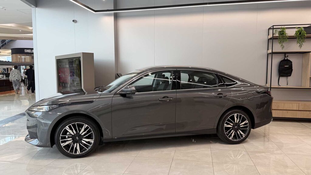 Changan EADO Plus PHEV