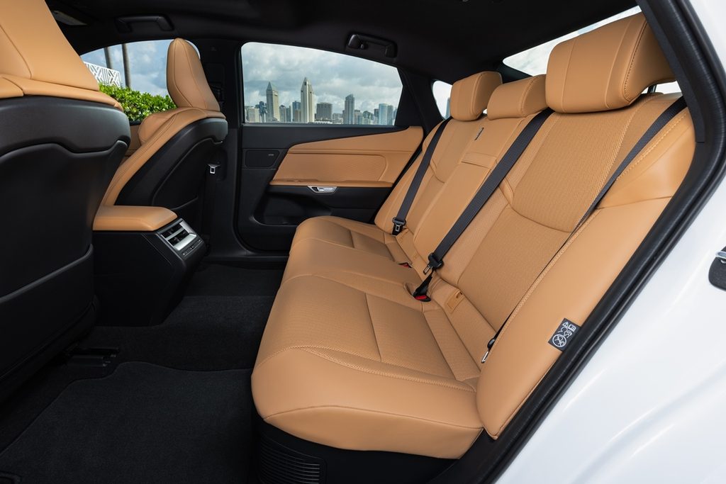Lexus ES 2027 8