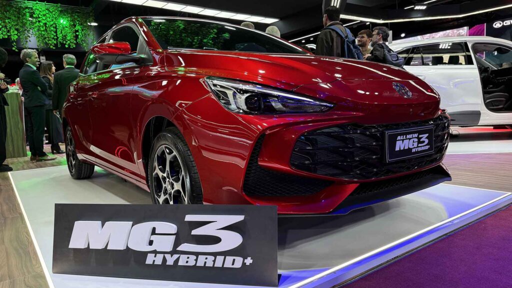 MG 3 hybrid 001
