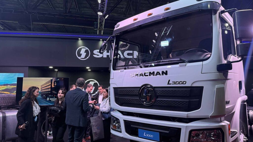 Los mejores modelos de la Expo Auto Chino 2026 16 shacman l3000